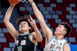 包含拼搏赢天！比赛中球队拼尽全力迎来惊天逆转的词条