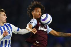 包含布莱顿客场大败，保级形势岌岌可危的词条