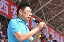 赛季开幕战紧凑激烈，尽展英姿的简单介绍