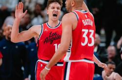 灰熊击败快船，莫兰特砍下50分创纪录