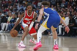 勇士队客场挑战灰熊队