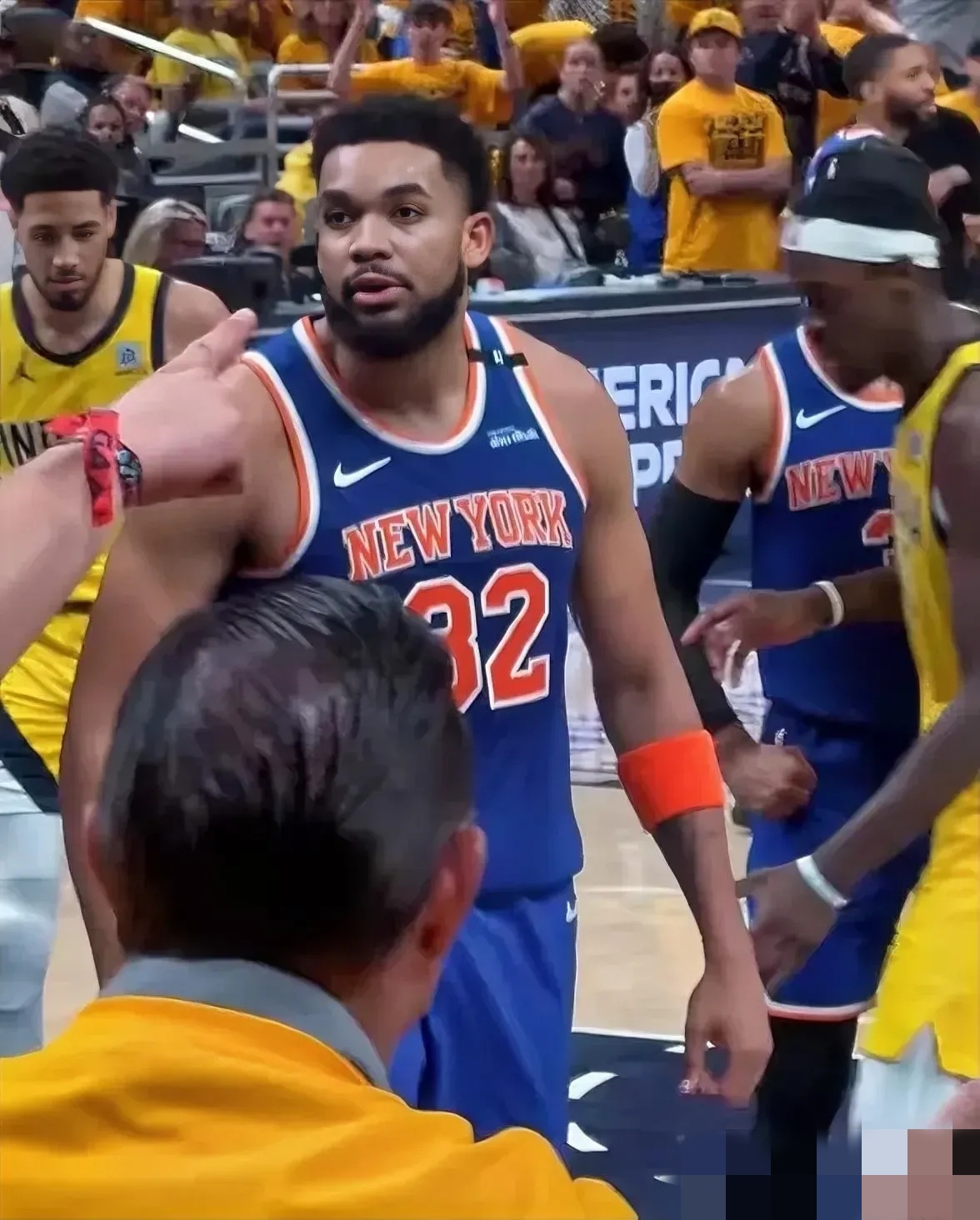 雄鹿惜败尼克斯，近期表现低迷