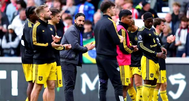 曼联主场失利,前四名席位岌岌可危的简单介绍 曼联主场失利,前四名席位岌岌可危的简单介绍